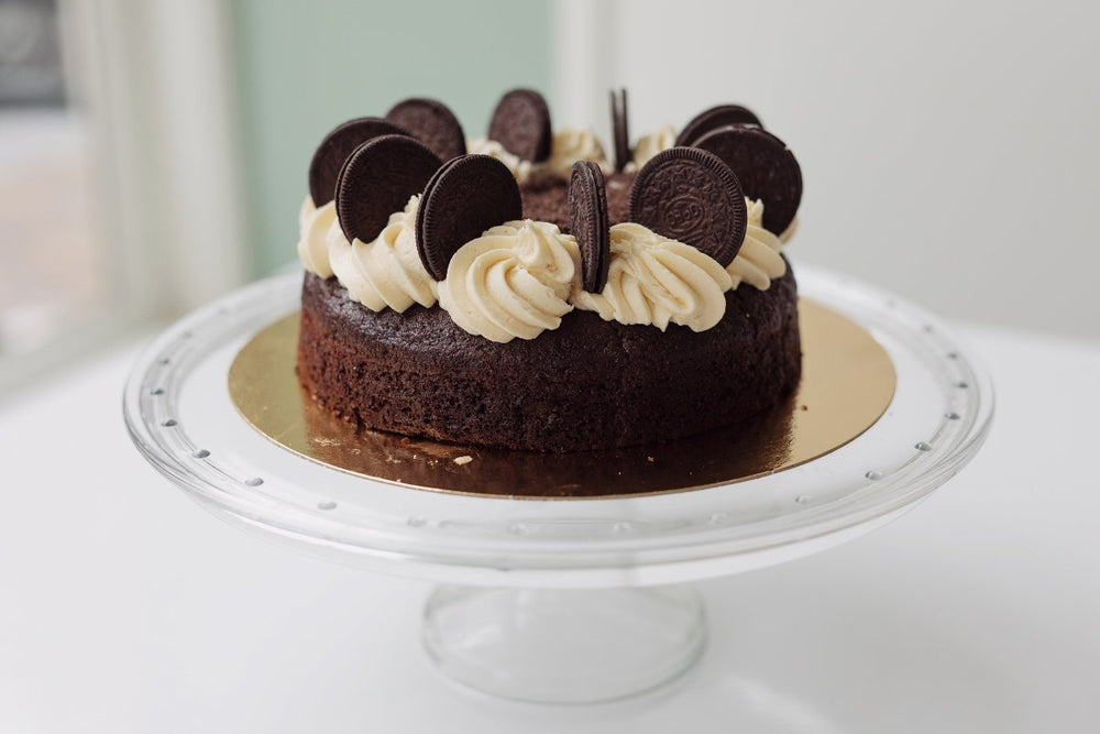 
                  
                    Laad afbeelding, OREO CHOCOLATE CAKE - Coffeelicious Bakery
                  
                