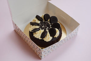 
                  
                    Laad afbeelding, OREO CHOCOLATE CAKE - Coffeelicious Bakery
                  
                